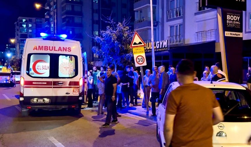 Malatya'da iki otomobil çarpıştı: 8 yaralı