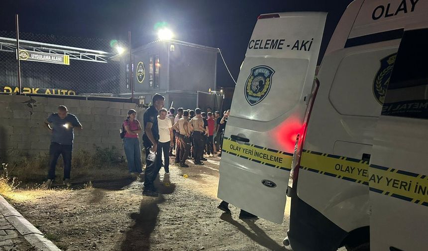 İş yerine silahlı saldırı: 1 ölü, 1 yaralı