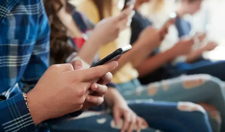 Mobil iletişimde 4. operatör geliyor