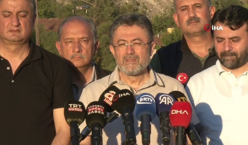 Bakan Yumaklı: 37'si orman 74 yangınla mücadele ediyoruz