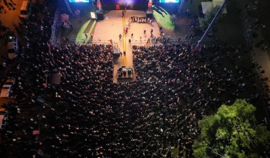 Tatvan’da binler festival konserinde buluştu