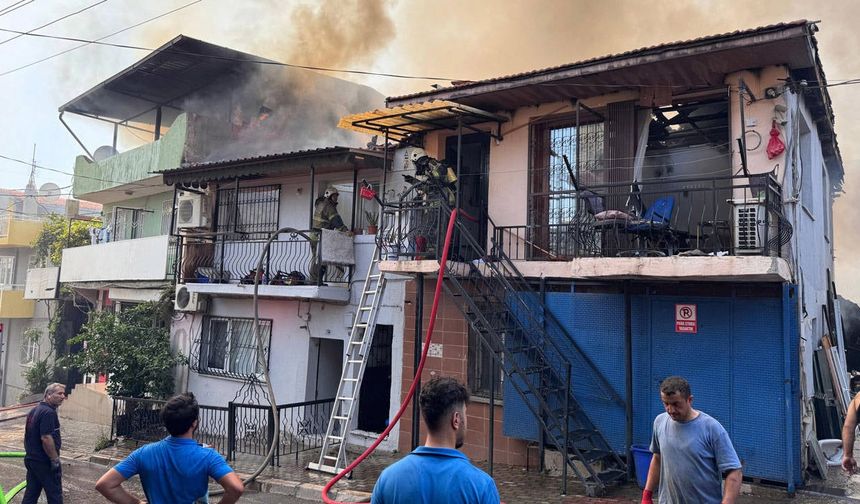 Evde başlayan yangın, mahalleye sıçradı