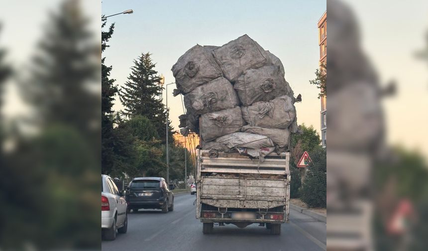 Adıyaman’da tehlikeli yolculuk, kazaya davetiye çıkardı