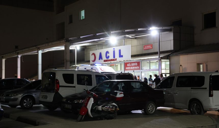 Düğünde önce halay çektiler sonra bıçakla kavga etiler: 2 yaralı