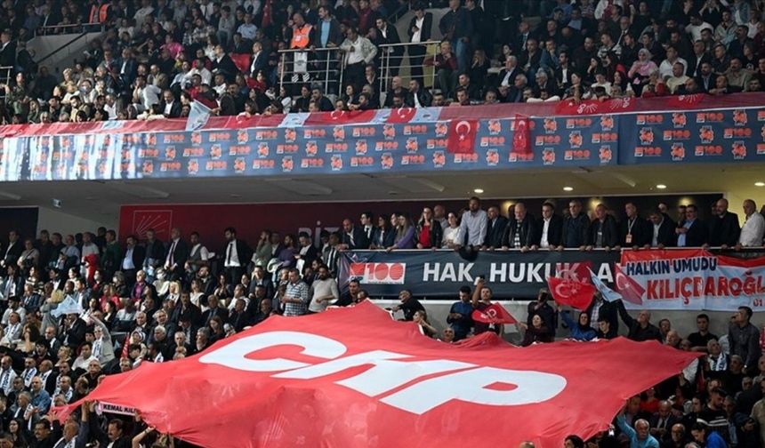 CHP'den dört siyasetçiye ihraç