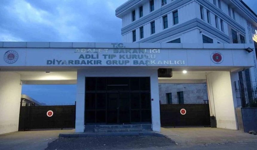 Diyarbakır'da akıl almaz kaza: 6 yaşındaki çocuk römorkun altında kaldı