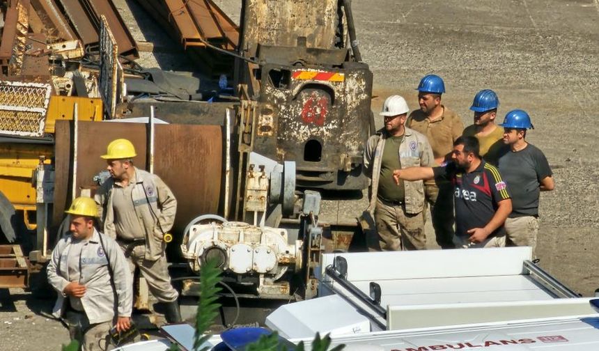 Maden ocağında göçük: Ekipler, 2 işçiyi kurtarmak için seferber oldu