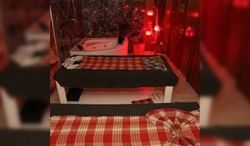 Masaj salonlarına fuhuş operasyonu: 6 gözaltı