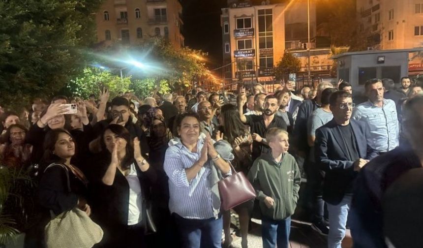 Kayyum atanan DEM Partili belediyenin eşbaşkanları tahliye edildi