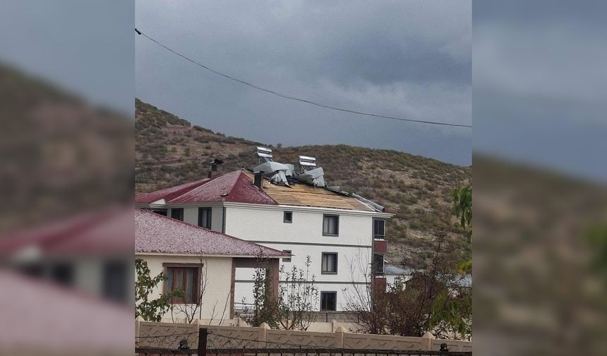Bingöl'de fırtına kabusu; çatılar uçtu