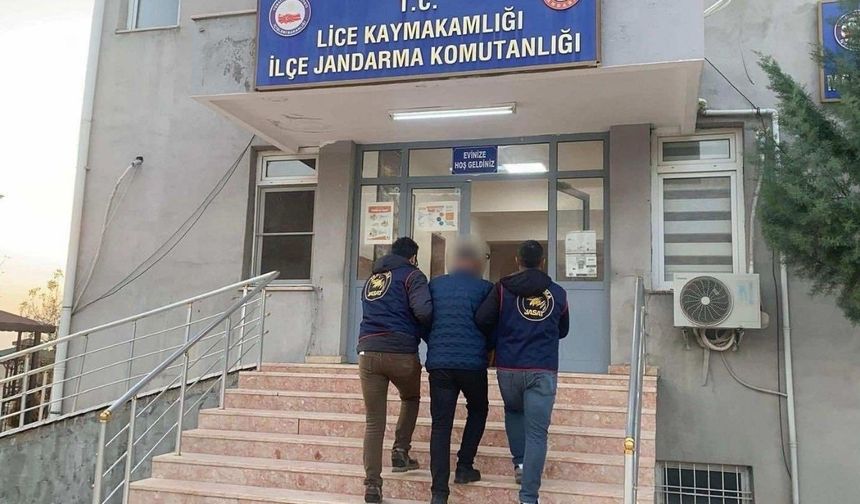 Diyarbakır'da 32 yıl cezası bulunan firariye operasyon