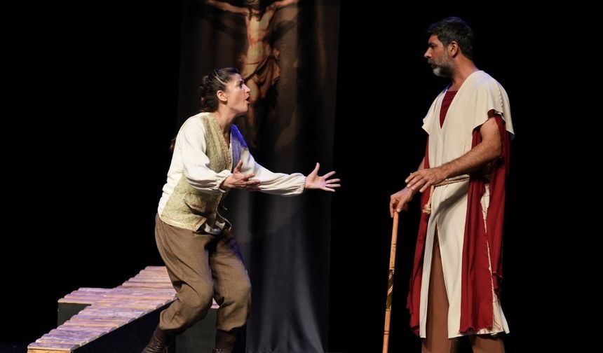 Jeanne d’Arc’ın Öteki Ölümü, Diyarbakır’da sahne aldı