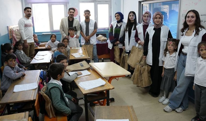 Eğil Belediyesi’nden sağlık taraması ve eğitim etkinliği