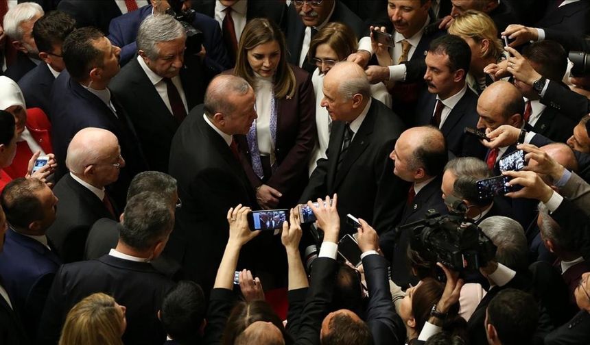Meclis açılış resepsiyonu başladı: DEM Parti var CHP yok!