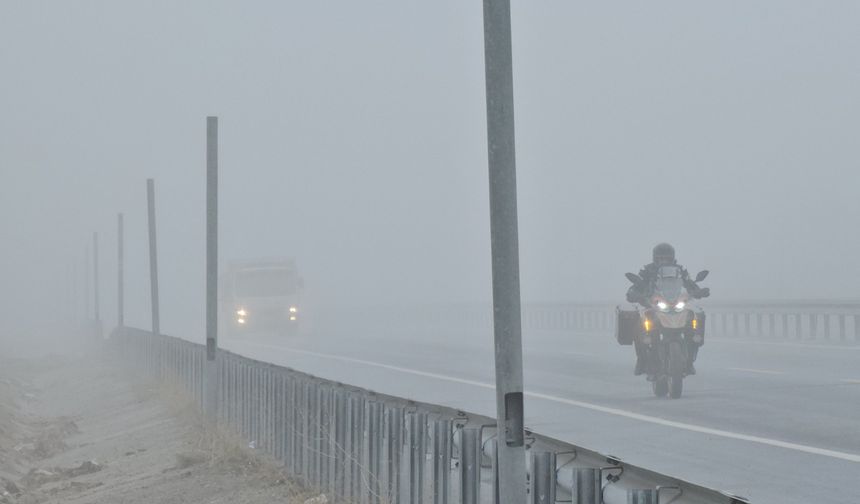 Bitlis'te yoğun sis: Görüş mesafesi sıfıra düştü