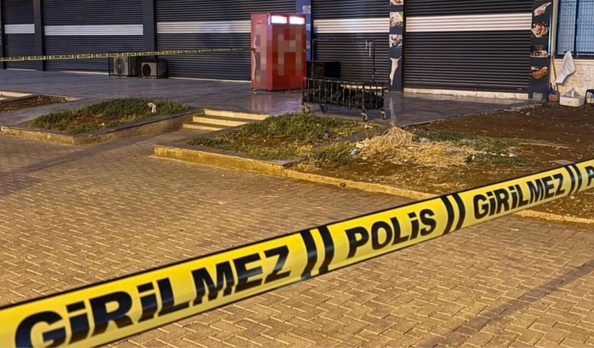 Alacak-verecek kavgasında silahlar ve bıçaklar konuştu: 8 yaralı