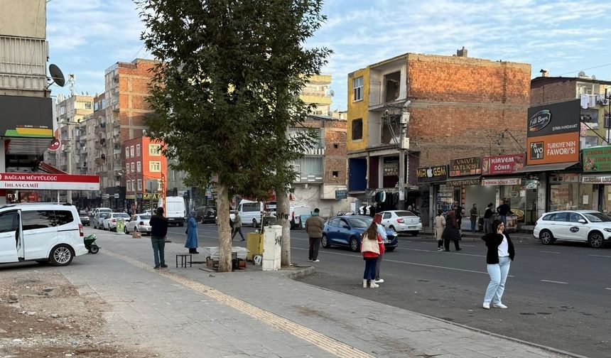 SON DAKİKA.. Diyarbakır'da taksi durağına silahlı saldırı: 1 ölü