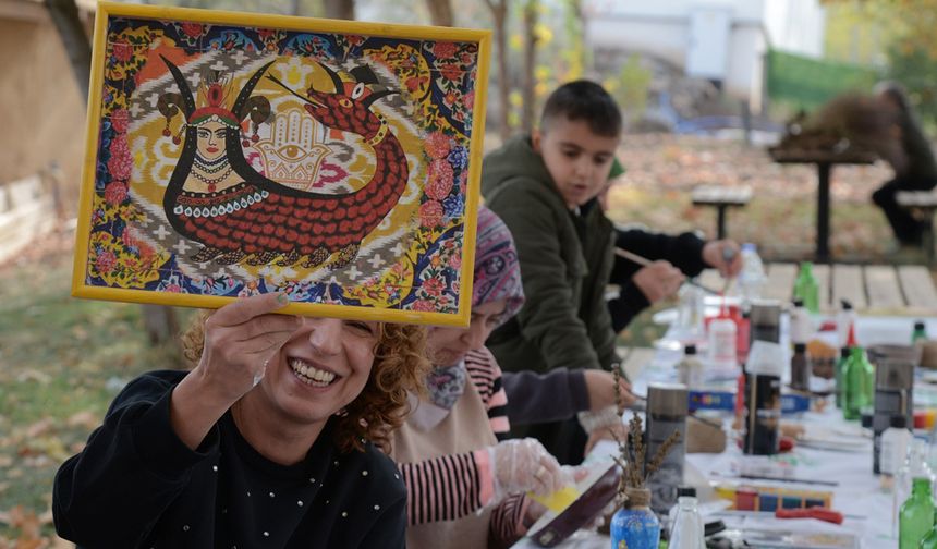 Diyarbakır’da atıklar kadınların eliyle doğaya dönüşüyor