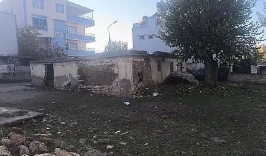 Kendisini kaçırılmış olarak gösterip ailesinden fidye istedi