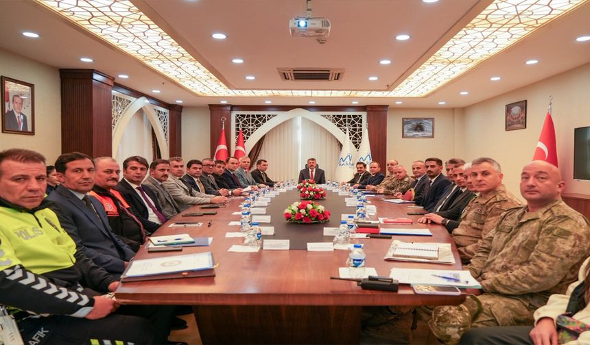 Hakkari’de karla mücadele toplantısı yapıldı