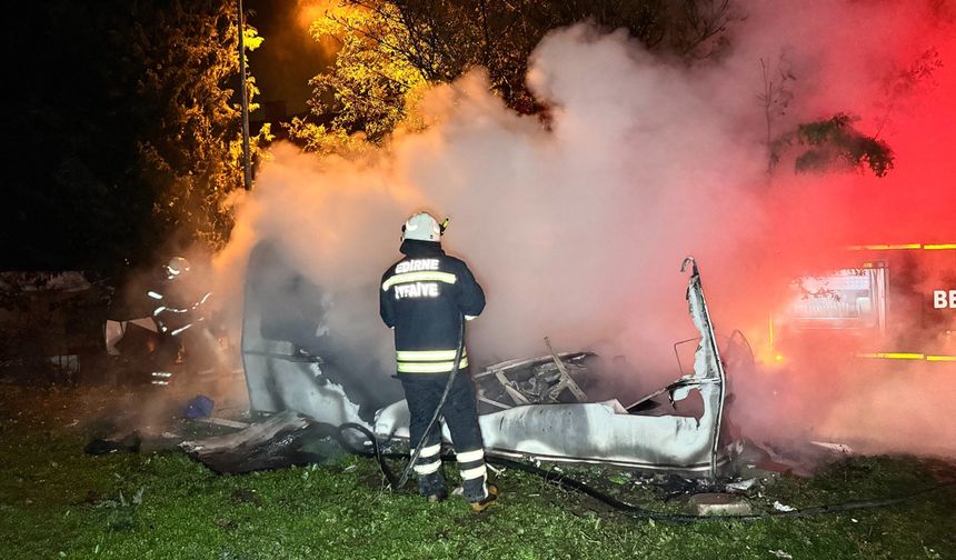 Mezarlıkta esrarengiz olay: Annesinin mezarına gitti ölümden kurtuldu