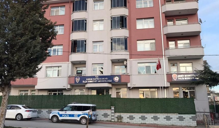 2 çocuk babası polis canına kıydı