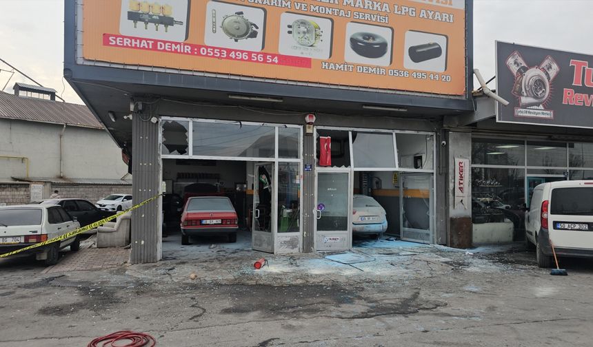 Aracın LPG tankı bomba gibi patladı: 3 yaralı