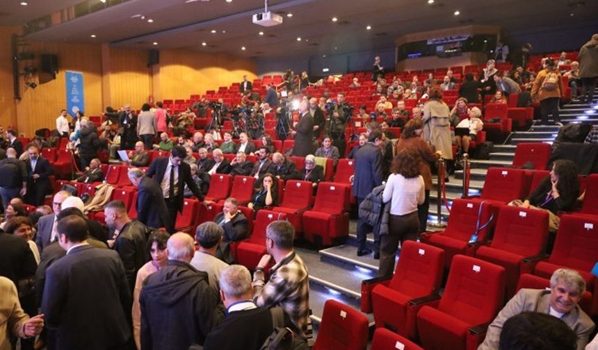 DEM Partinin düzenlediği ‘Uluslararası konferans’ başladı