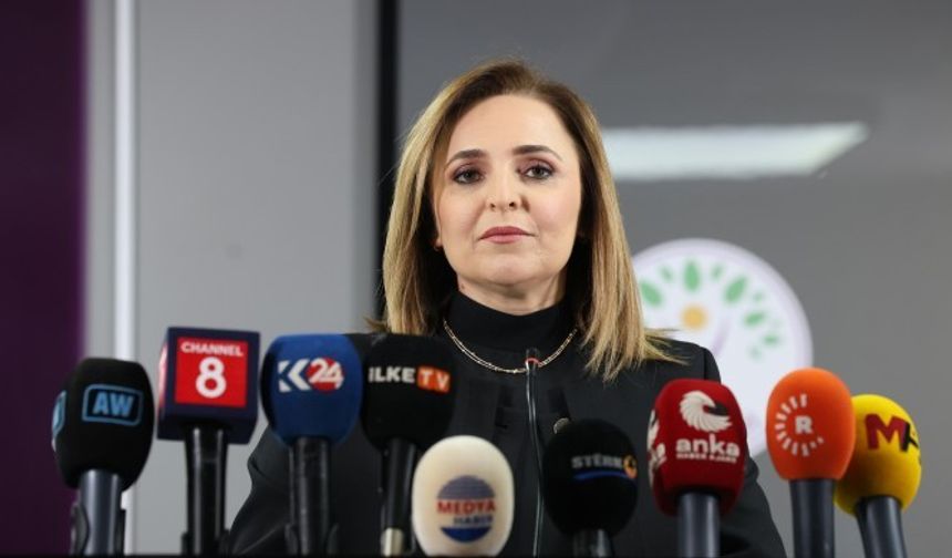 DEM Parti : Görüşme tutanakları komisyonda okunmalı