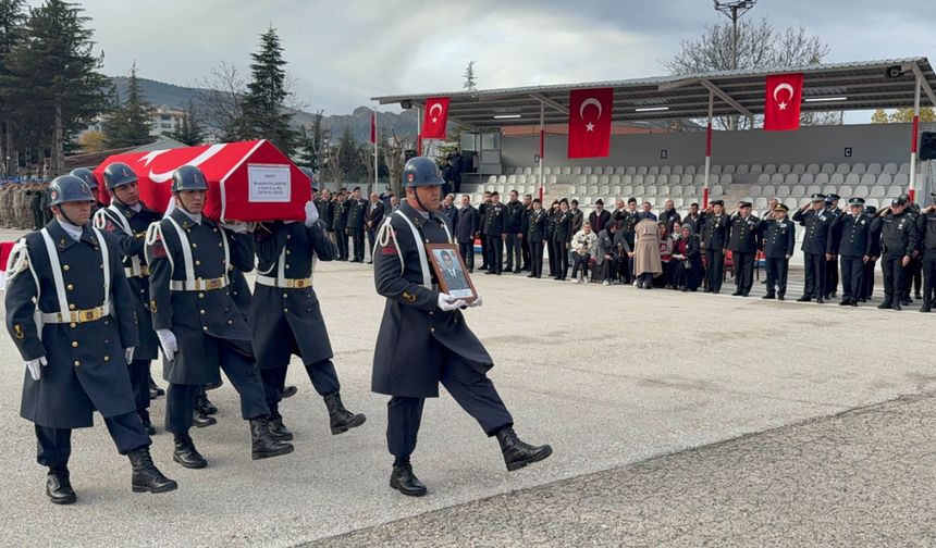 Görevi başında rahatsızlanan uzman çavuş hayatını kaybetti