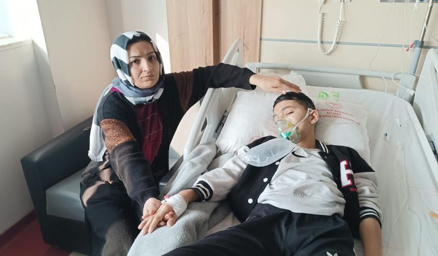 Henüz 13 yaşında, 52 gündür gece gündüz öksürüyor