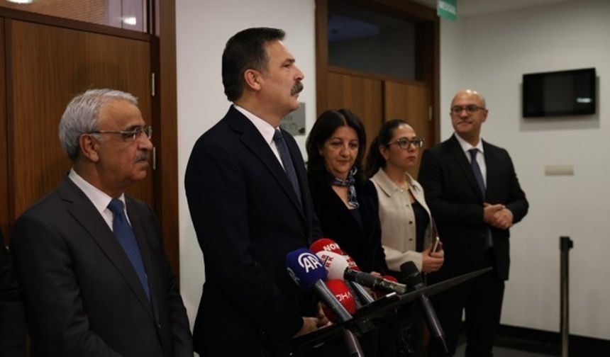 İmralı Heyeti TİP görüşmesinde barış ve demokrasi vurgusu