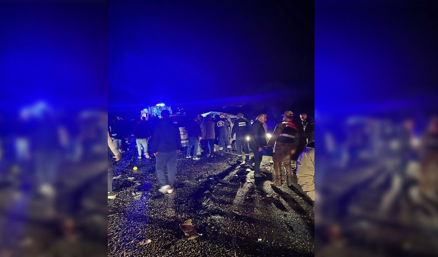 Katliam gibi kaza: 3 ölü, 6 yaralı