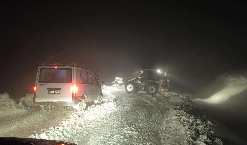 Muş'ta mahsur kalan 7 kişi kurtarıldı