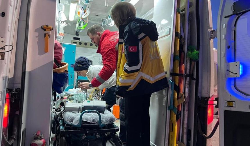 Kalp hastası 5 aylık bebek, uçak ambulansla umuda uçtu