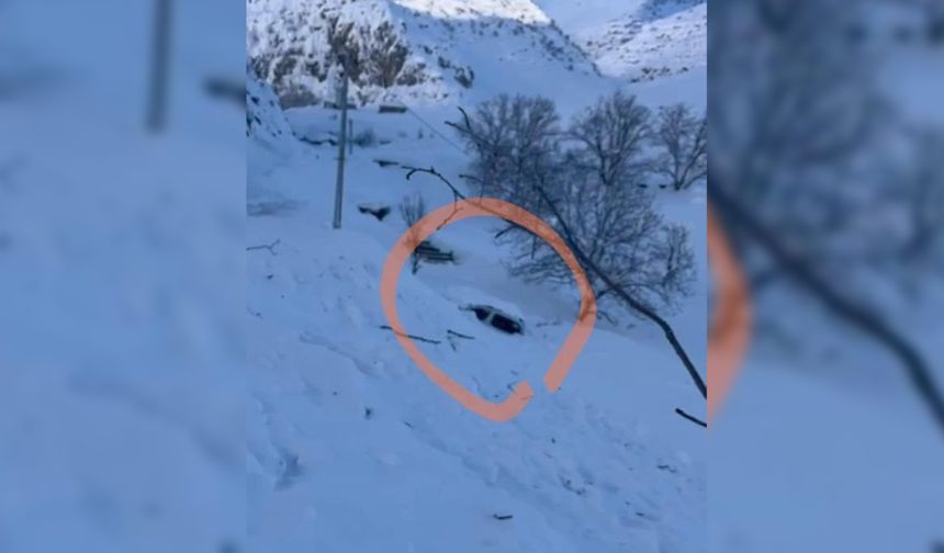 Şırnak'ta bir evin üzerine çığ düştü