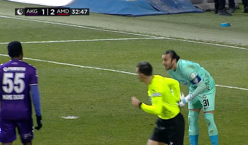 Amedspor Keçiörengücü karşılaşmasında ilk yarı 2-1 kapandı