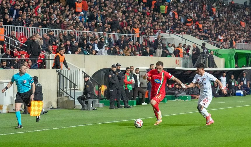 Amedspor Vanspor 'u uzatmalarda geçti. 1-0