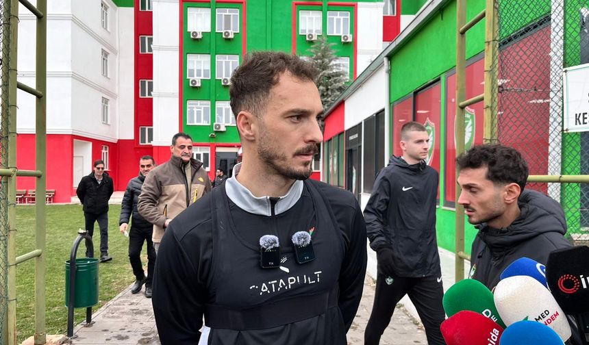 Amedspor’lu Hasani: Amedspor büyük bir camia