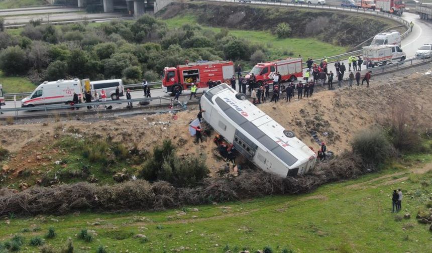 Antalya'daki otobüs kazasında ölü sayısı 10'a yükseldi