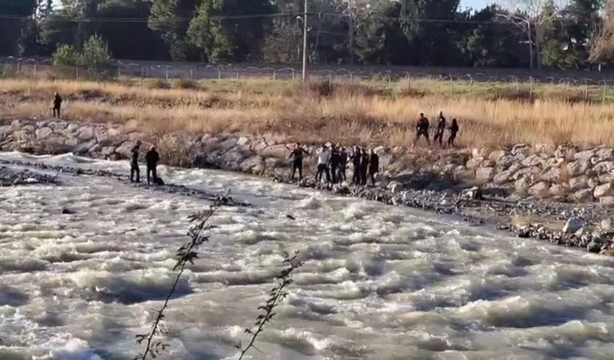 Çayda 10 yaşındaki çocuk ölü bulundu