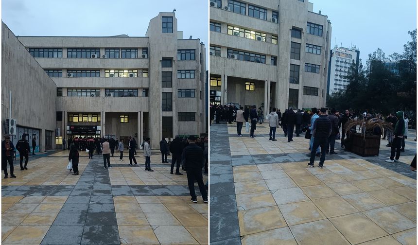 Diyarbakır Büyükşehir Belediyesi önünde seyyar satıcı tepkisi