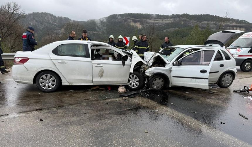 Kahraden kaza: 7 ölü, 6 yaralı