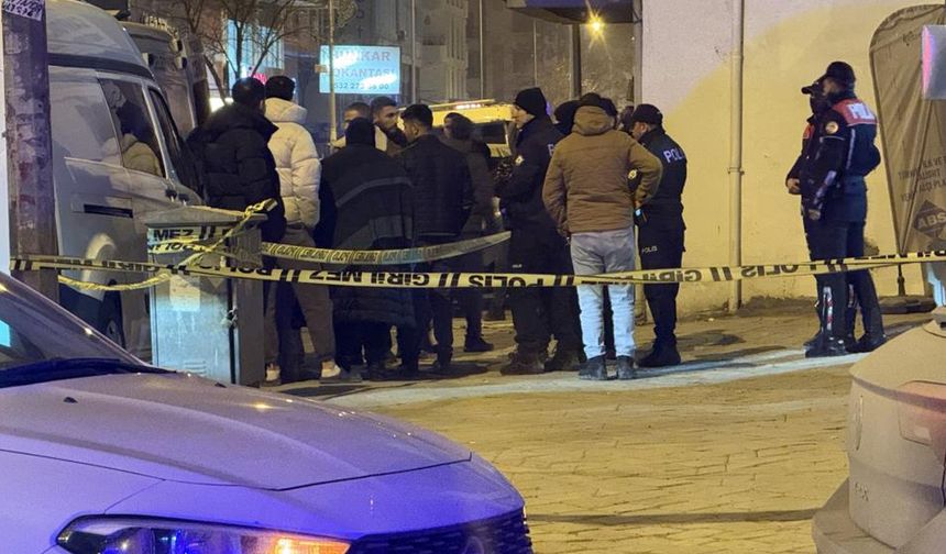 İş merkezinde şüpheli ölüm!