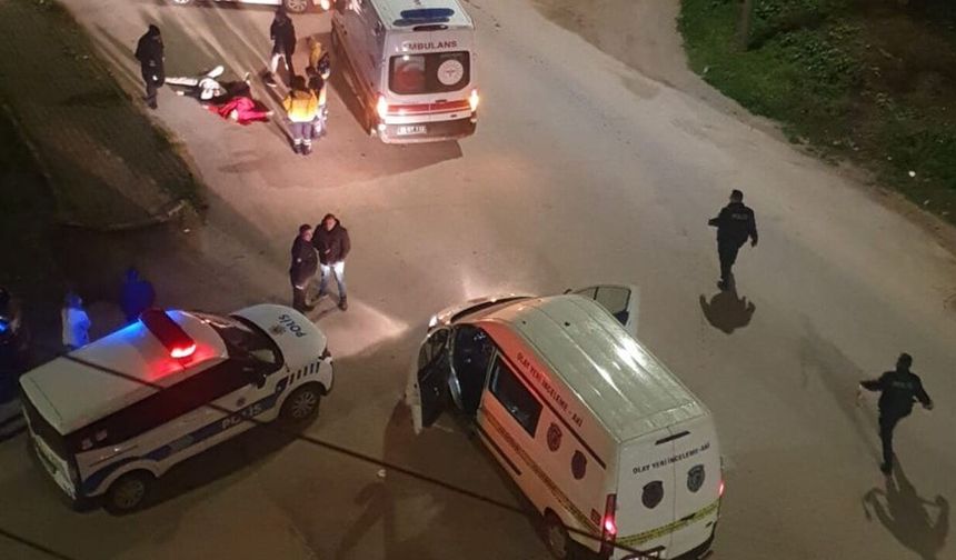 Araç içerisinde öldürüp, yol kenarına attılar!