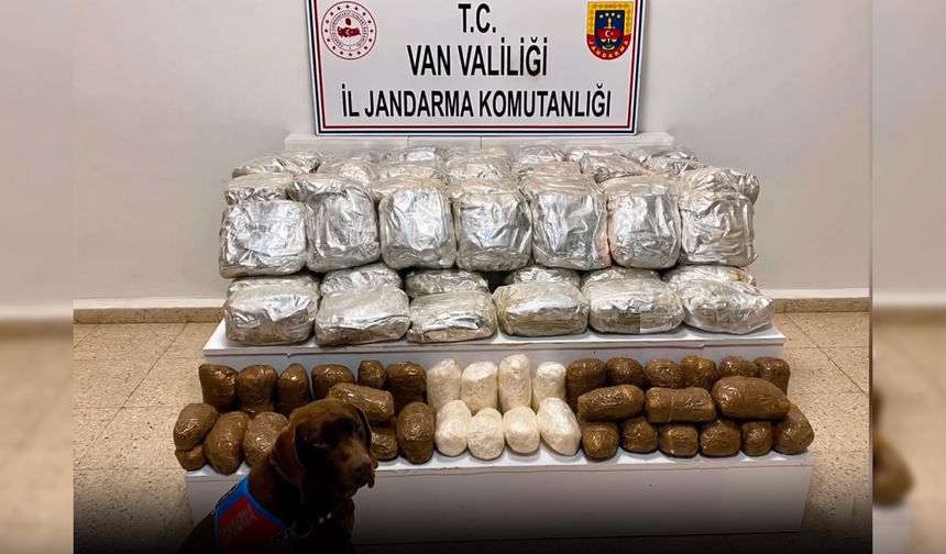 Van ve Hakkari'de 406 kilo uyuşturucu ele geçirildi