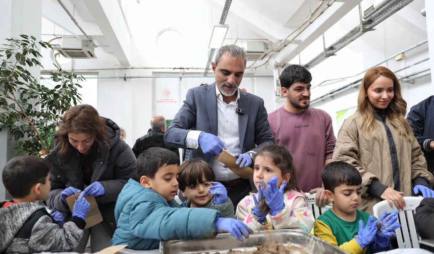 Diyarbakır’da çocuklar, gelecek için tohup topu hazırladı