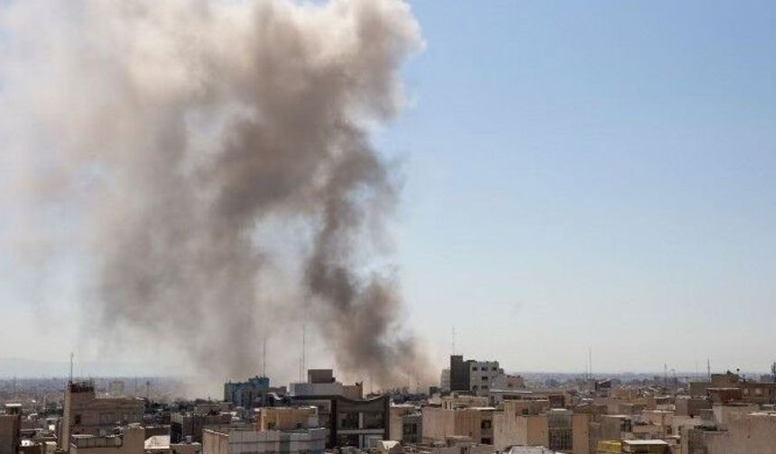 İran: 82 binden fazla sivil yapı zarar gördü