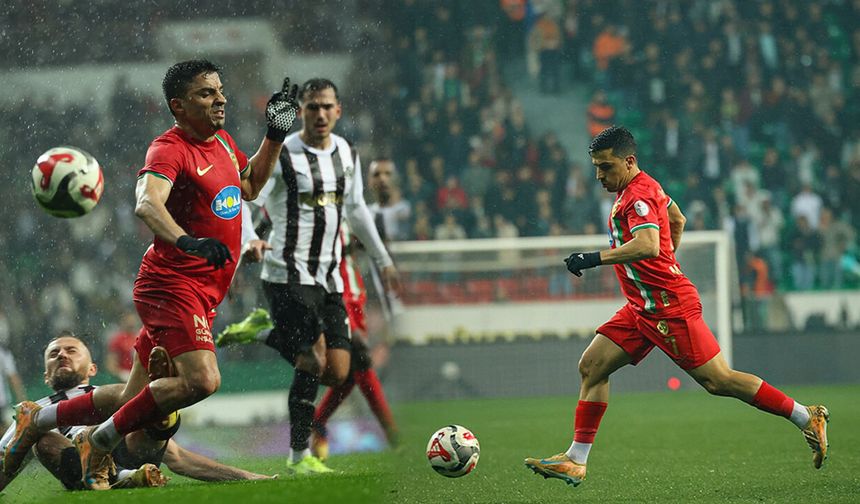 Amedspor maçında skandal karar; Murat’ın ayağı kırılabilirdi!