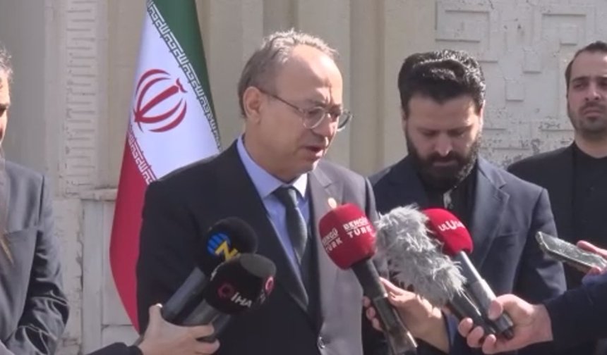 Ankara Büyükelçiliği’nde Hamaney için taziye defteri açıldı